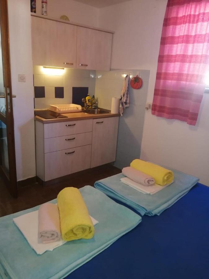 Apartmani Rosanda 2 Petrcane Luaran gambar