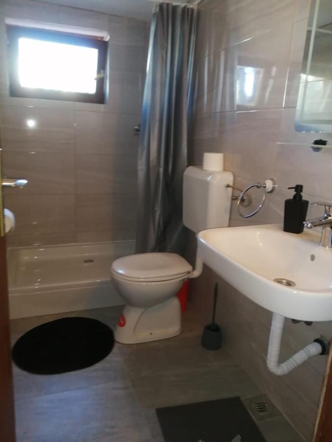 Apartmani Rosanda 2 Petrcane Luaran gambar